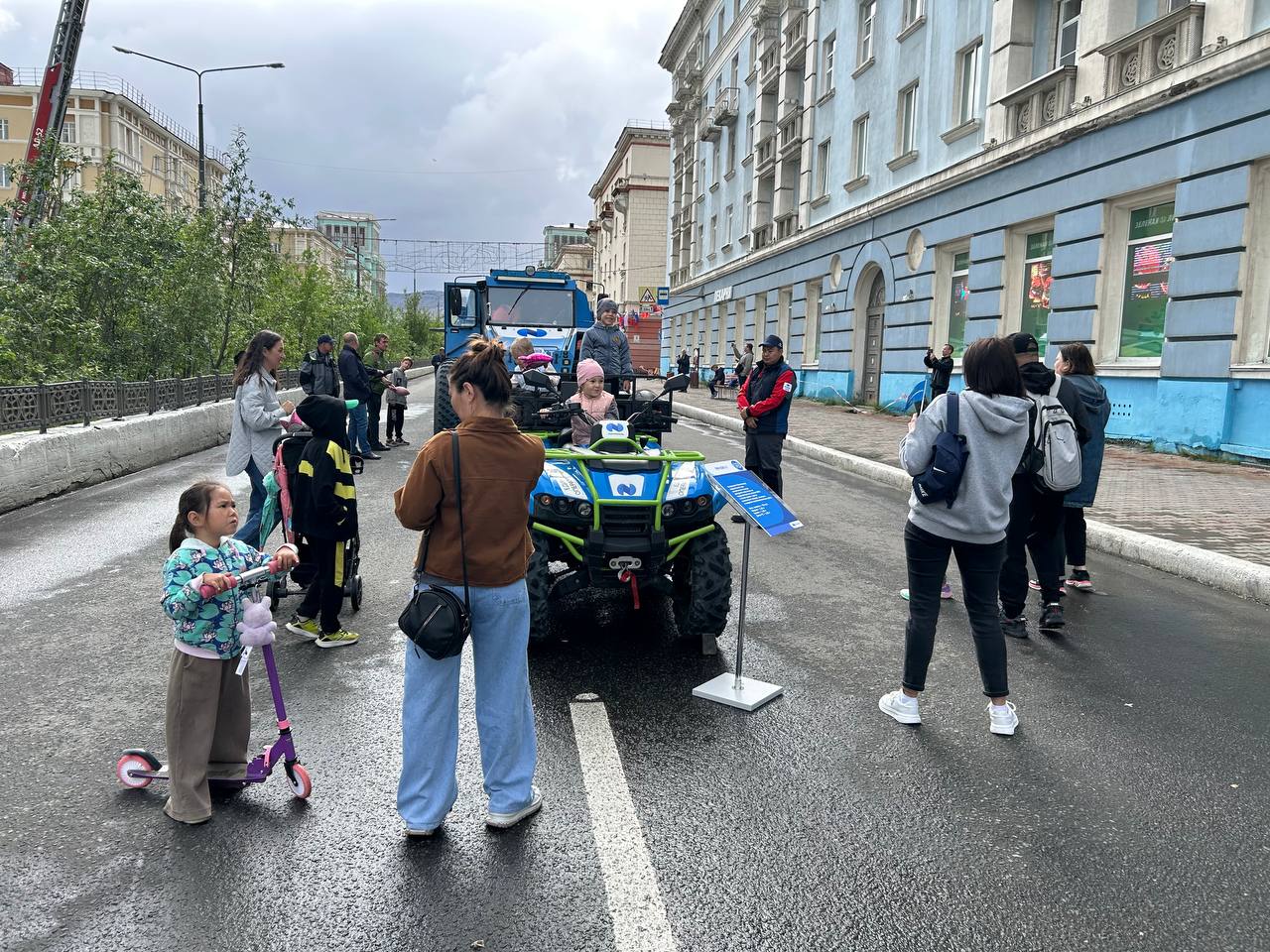 Техника «Единства» на выставке